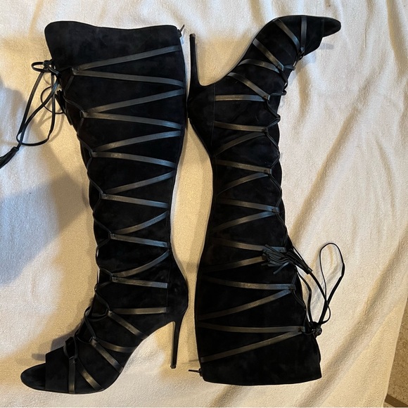 12 Vince Camuto Maddy lace up knee high black suede open toe stiletto boots - Picture 7 of 9